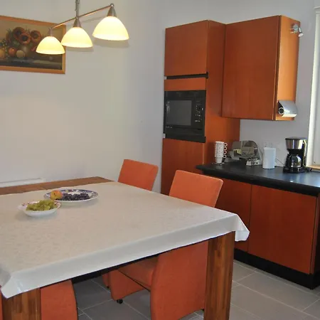 Gemuetliches Ferienhaus Mit Pool Holiday home Szolosgyorok